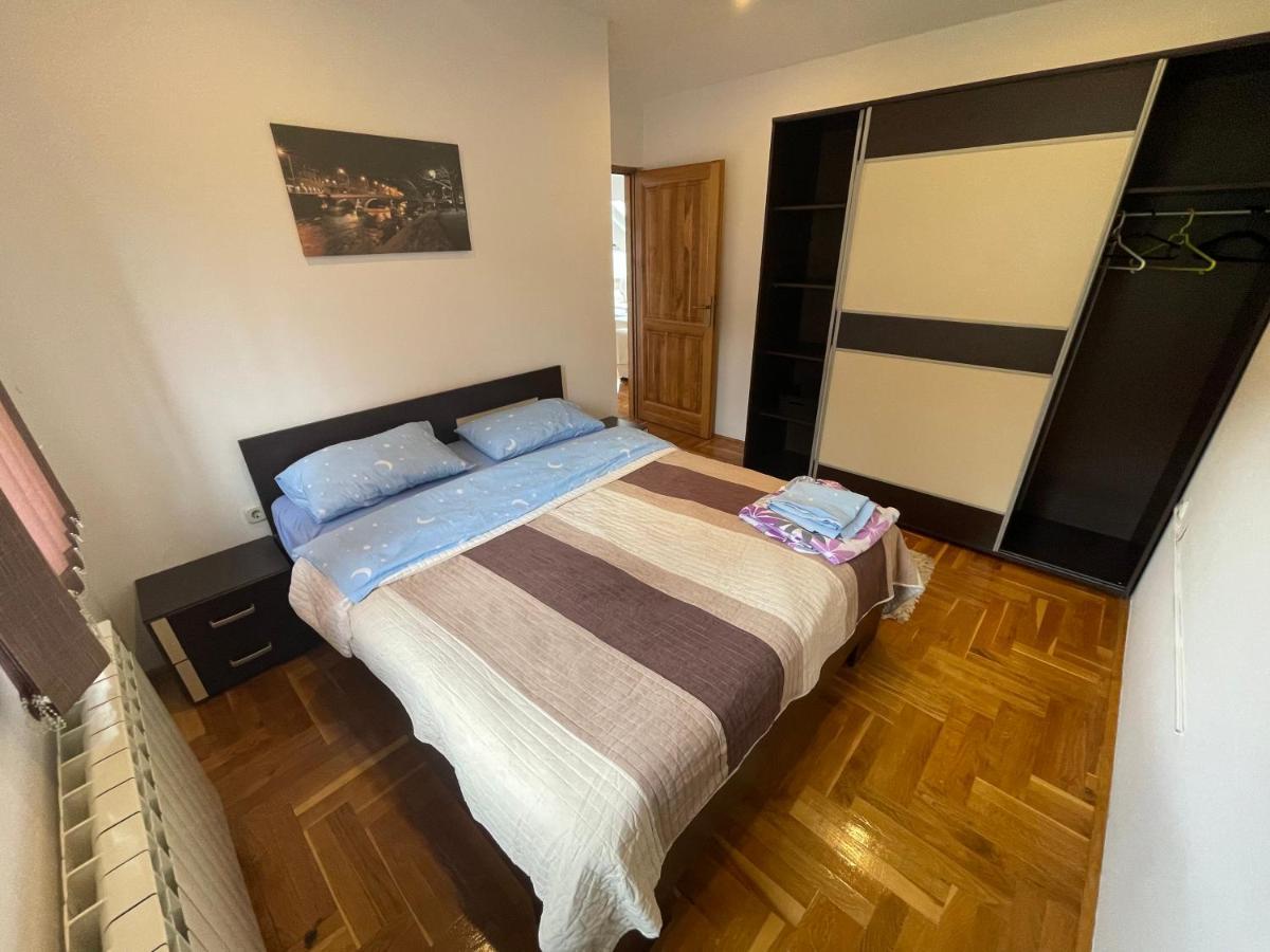 Casa Gialla Free Parking Saraievo Exterior foto